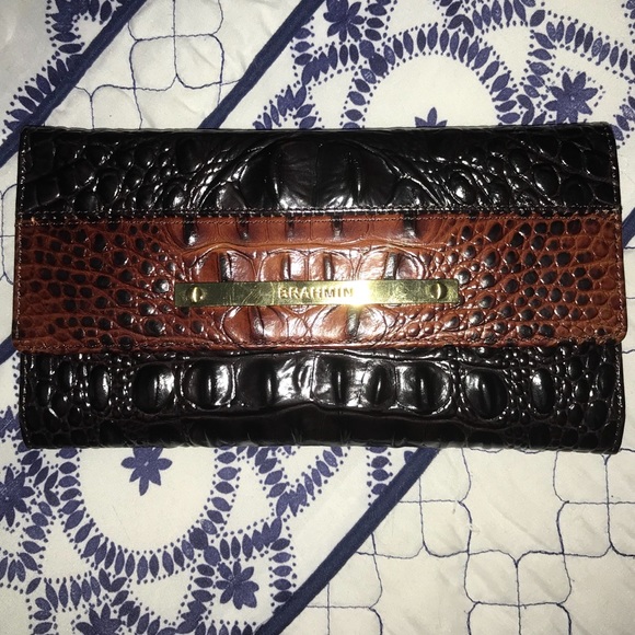 Brahmin Handbags - NWOT Brahmin Soft Checkbook Wallet in Dark Cocoa Brahmin Handbags - NWOT Brahmin Soft Checkbook Wallet in Dark Cocoa